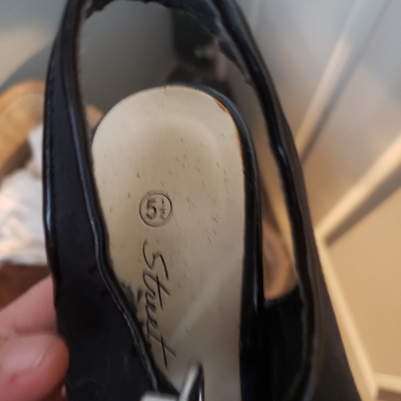 Platform Shoes - Picture 2 of 2